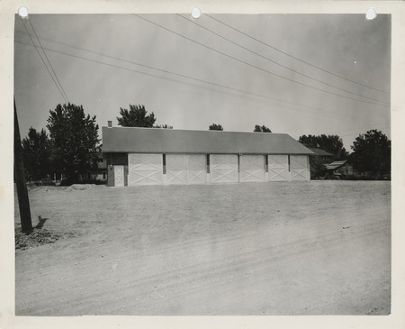Photograph of the Hamilton county maintenance garage in Stanhope