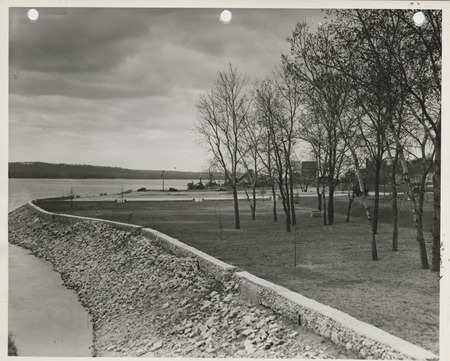 Photograph of city park at the riverfront improvement project in Keokuk