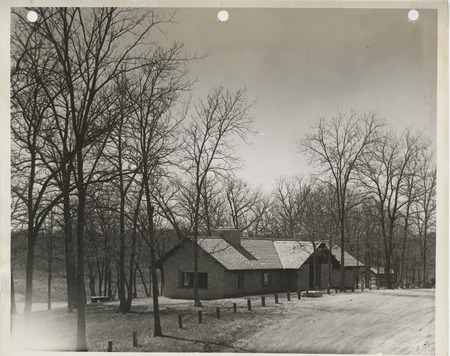 Photograph of a shelter house at Farmington State Park in Van Buren County