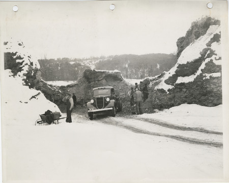 Photograph of people working at a shale pit in Van Buren County