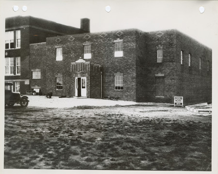 Photograph of the high school gym in Cedar