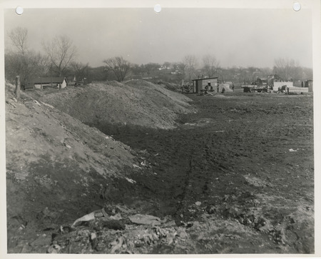 Photograph of storm sewer construction at SE 5th and Hartford in Des Moines