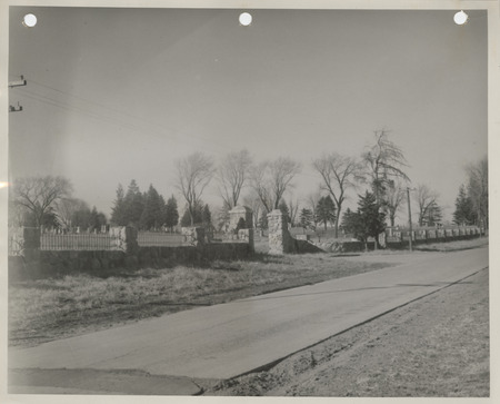 Photograph of gateway and fence in the Carroll County Cemetery