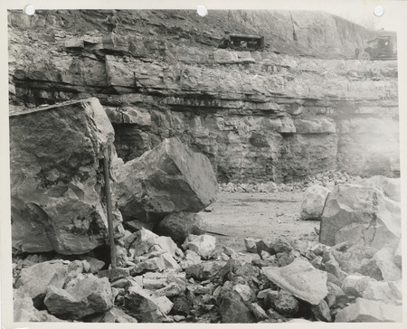 Photograph of quarry in Thurman