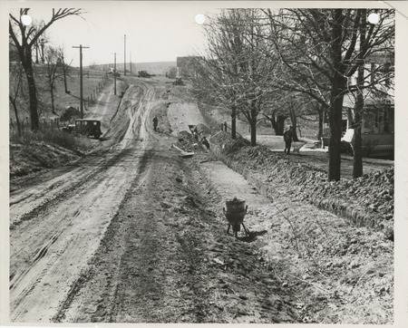 Photograph of laying water mains Red Oak