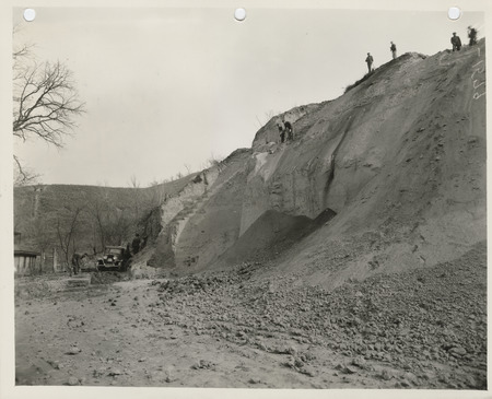 Photograph of people constructing an entrance to Fairmount Park in Council Bluffs