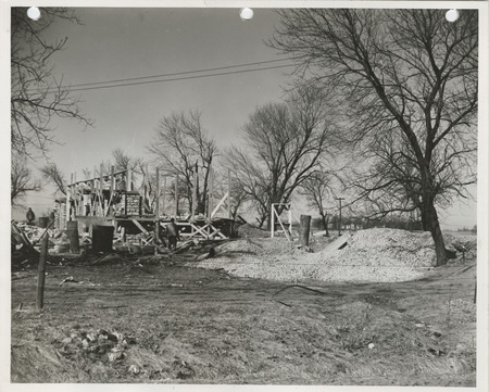 Photograph of the construction of a maintenance garage in Oskaloosa