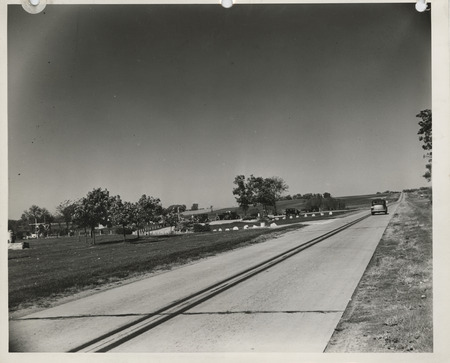 Photograph of farm-to-market road along the roadside park in the North of Iowa Falls