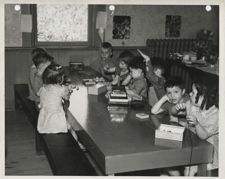 Photograph of a class at a nursery school in Columbus Junction