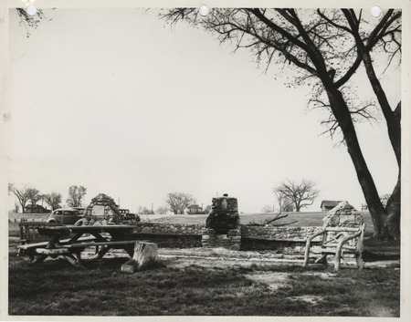Photograph of a fireplace at Edmundson Park in Oskaloosa