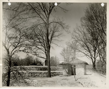 Photograph of a comfort station at Duck Creek Park in Davenport