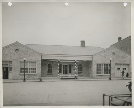 Photograph of the Memorial Building in Cascade