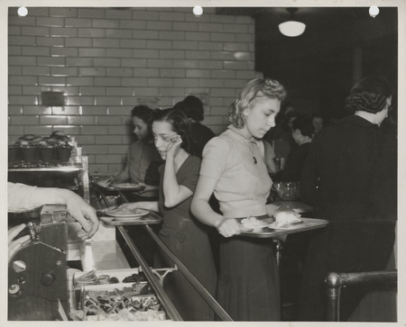Photograph of hot lunch service at a high school in Davenport