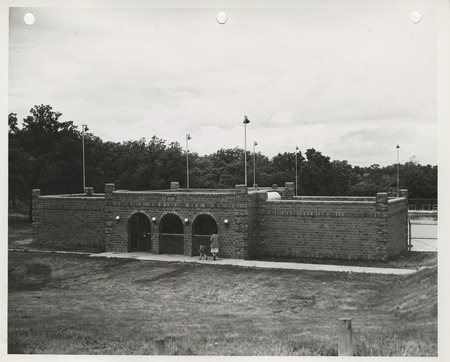 Photograph of the municipal building and swimming pool in Centerville