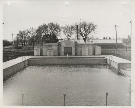 Photograph of the swimming pool and bathhouse in Spencer