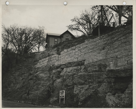 Photograph of the Madison Avenue wall in Dubuque